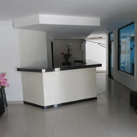 Edificio Playa Blanca Hotel